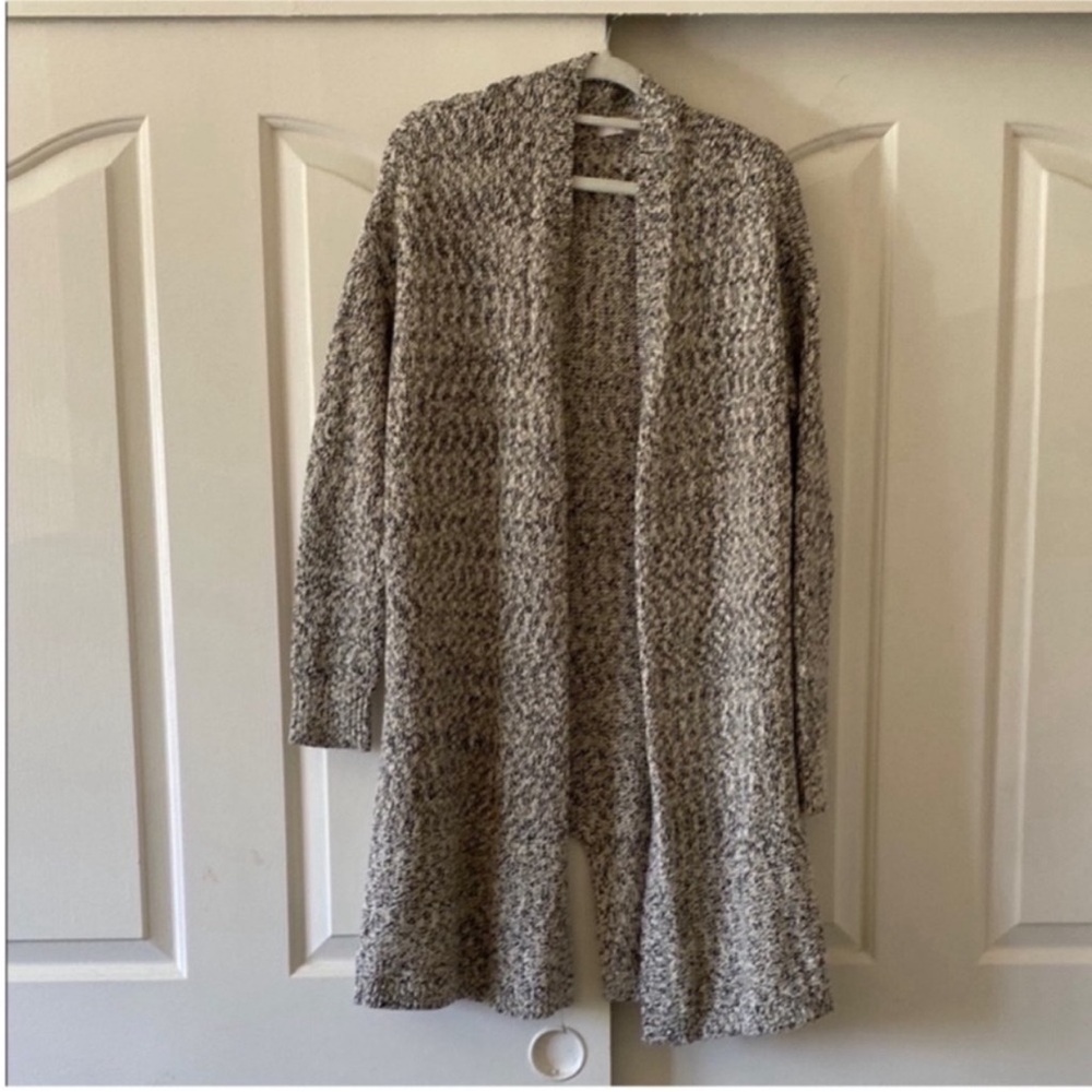 LOFT Textured Gray Cardigan. Size L